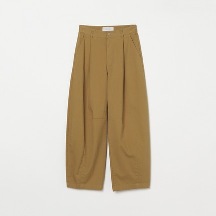 COTTON TWILL CURVY TUCK PANTS