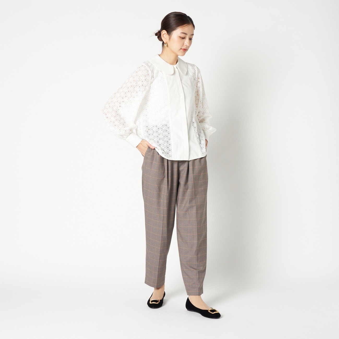 ROUND COLLAR RACE BLOUSE 詳細画像 ホワイト 9