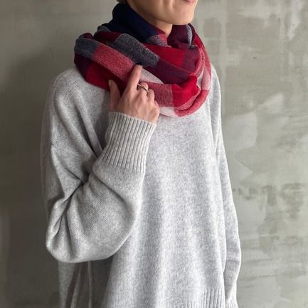 Airy cashmere wrap 詳細画像 ブルー系 5