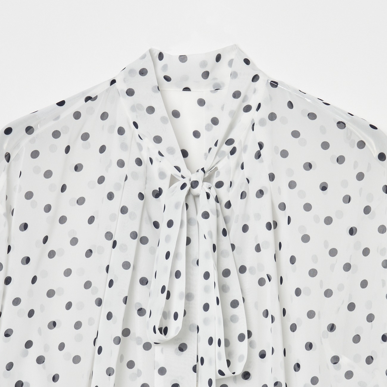 DOT BOWTIE BLOUSE 詳細画像 ホワイト 2