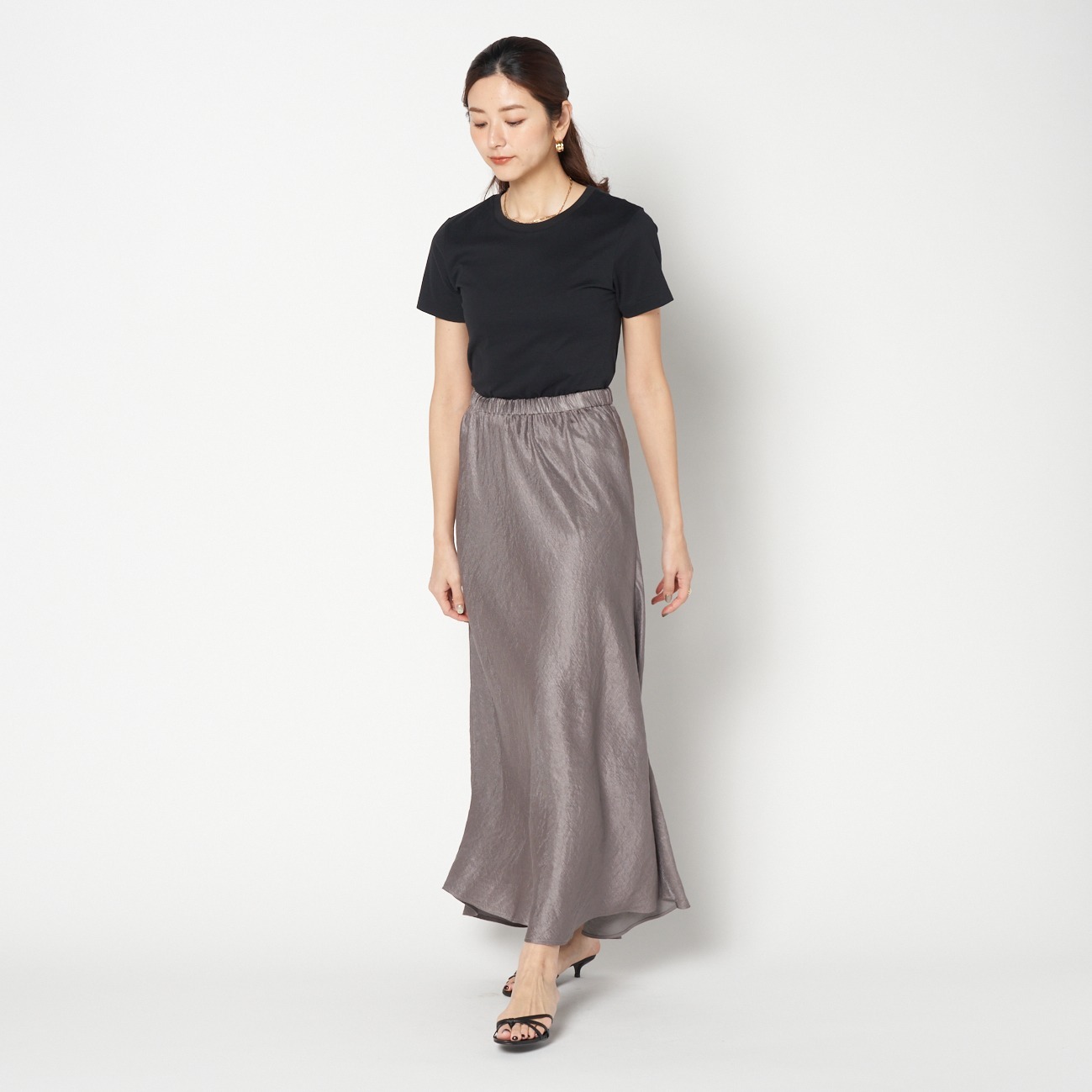 SATIN MAXI FLARE SKIRT 詳細画像 ダークブラウン 2